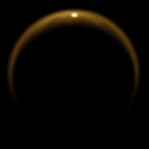 titan_glint