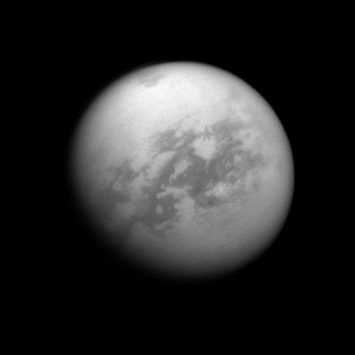 Titan_surface-640x640